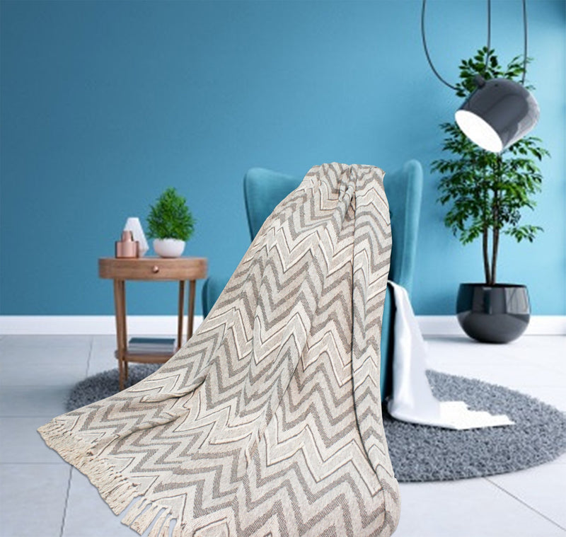 Grey Throw with wavy pattern