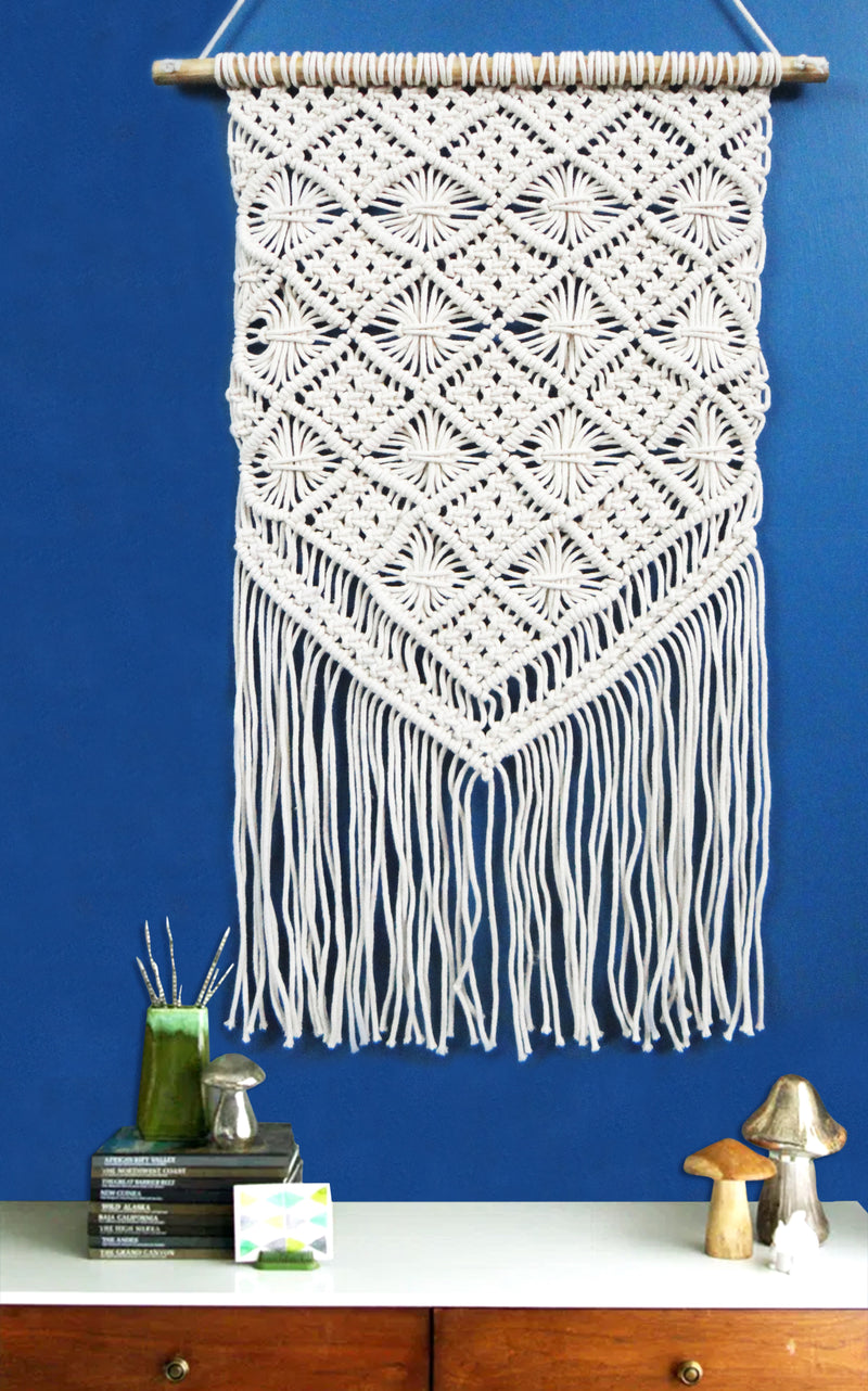 LIVINPARADISE | Macrame Wall Hanging | Woven Boho Chic Wall Décor | Beautiful Art | Handmade Woven Tapestry | Natural Colour | 18x28Inch
