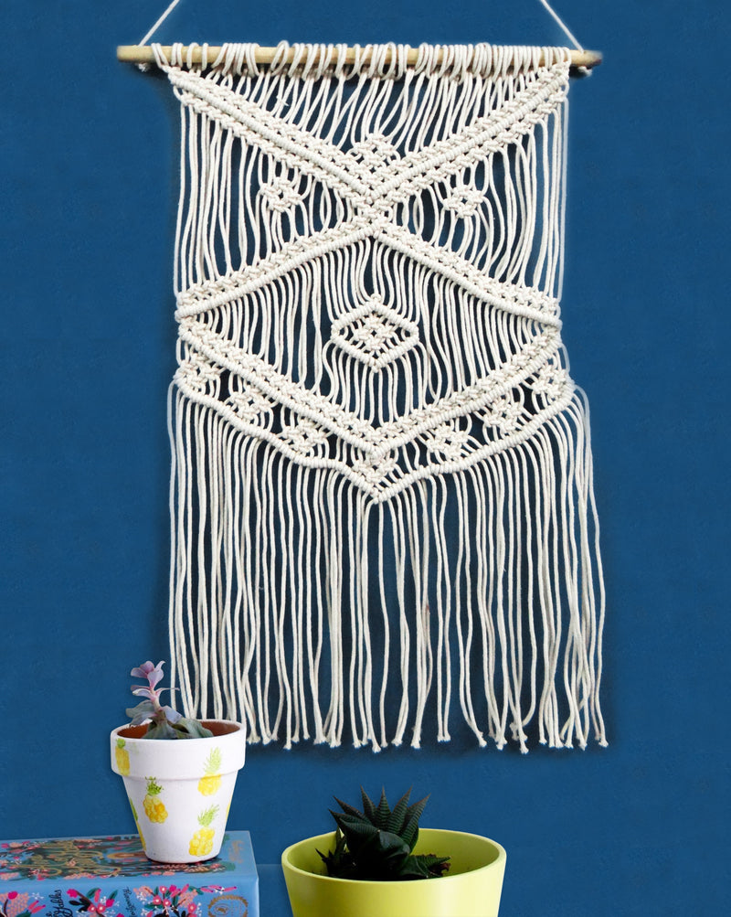 LIVINPARADISE | Macrame Wall Hanging | Woven Boho Chic Wall Décor | Beautiful Art | Handmade Woven Tapestry | Natural Colour | 20×28Inch